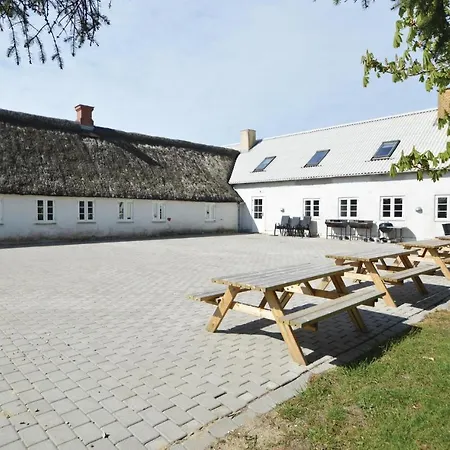 Holiday home 16 Bedroom Cozy In Blavand *