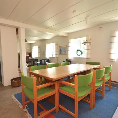 Tatil Evi 16 Bedroom Cozy In Blavand